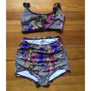 ONZIE Swim suit/yoga set